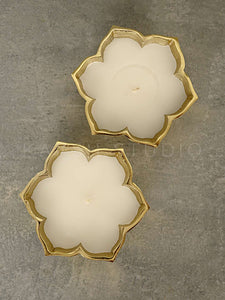 Lotus wax candle (Gold)